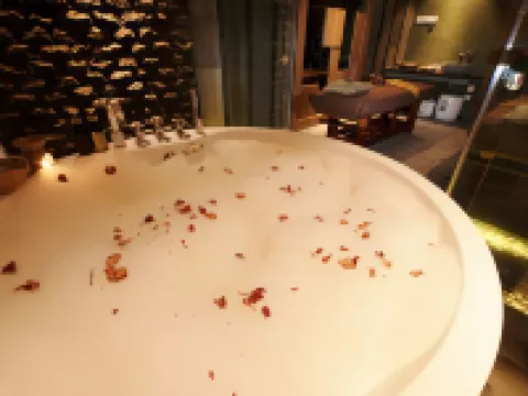 Eska Hotel Hotels in Batam Center