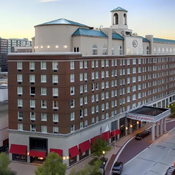 Hilton Orrington/Evanston