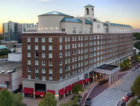 Hilton Orrington/Evanston Отели в г. Эванстон