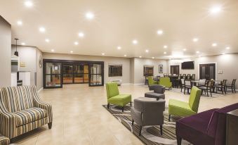 La Quinta Inn & Suites by Wyndham Ada