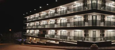 모곤스 익스클루시브 호텔 Kalamar Beach Club 주변 호텔