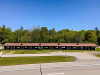The Inn at Shady Pines Hotels in Moran Township