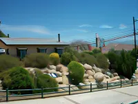 Barewood Inn & Suites Hotel dekat Nuui Cunni Native American Intertribal Cultural Center and Museum