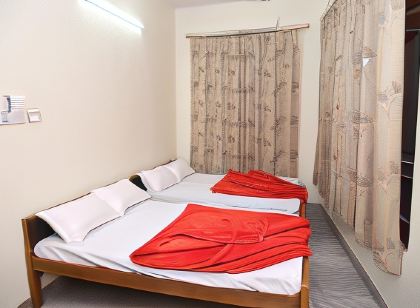 Hotel Yash Paradise 6 Min Distance from Dargah