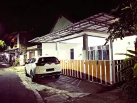 Swanfamily Homestay Hotels in Mantrijeron