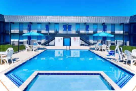 Days Inn by Wyndham Burleson Ft. Worth