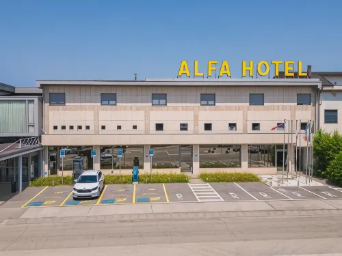 Alfa Fiera Hotel فنادق في Arcugnano