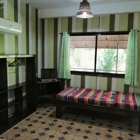 Eddie`s Beach Resort Siargao