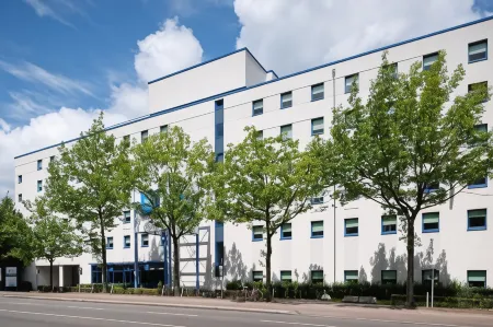 Ibis Budget Hamburg Altona Отели рядом с достопримечательностью «Polizeikommissariat 15 Davidwache»
