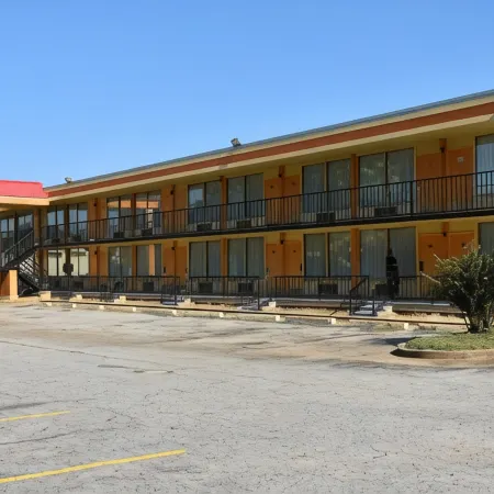 Homeplace Inn
