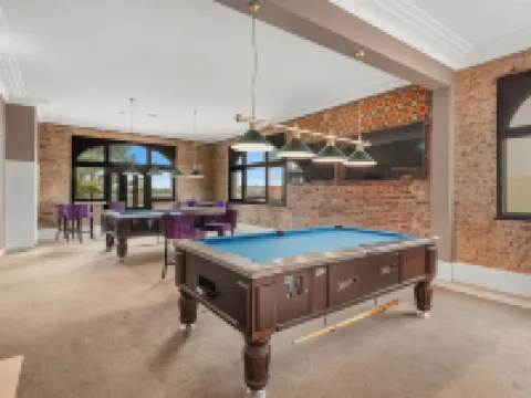 Grand Hotel and Studios Hotels in Wyong