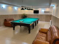 Apec Hotel - parkir