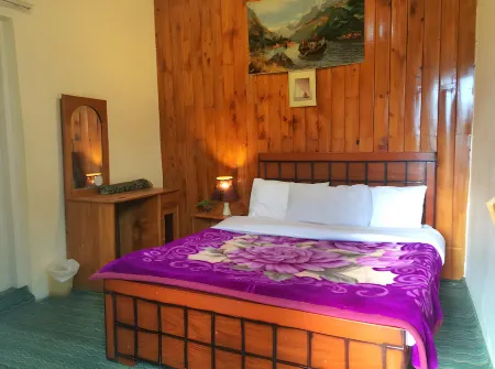 Hotel Blue Moon Karimabad