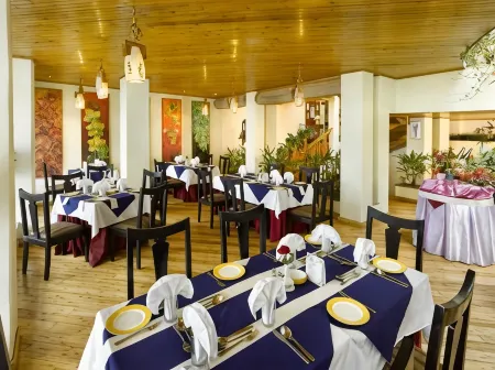 Central Heritage Resort & Spa Formerly Fortune ITC Resort