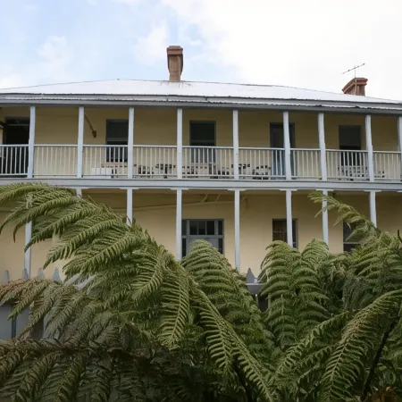 The Lodge on Elizabeth Boutique Hotel