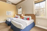 Inn at Diamond Cove Hotels in Peaks Island