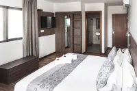 Hotel Kapital - balcony