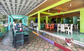RedDoorz @ Villa Waterfun Favour Pagar Alam