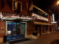 Hotel Quo Vadis Hotels near Collegio Uccellis