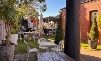 American Hotel Creswick