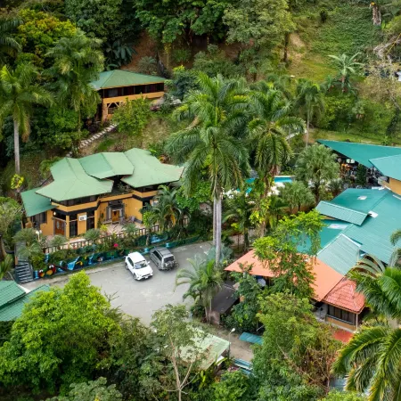 Boutique Hotel Las Cascadas Отели в г. Кепос