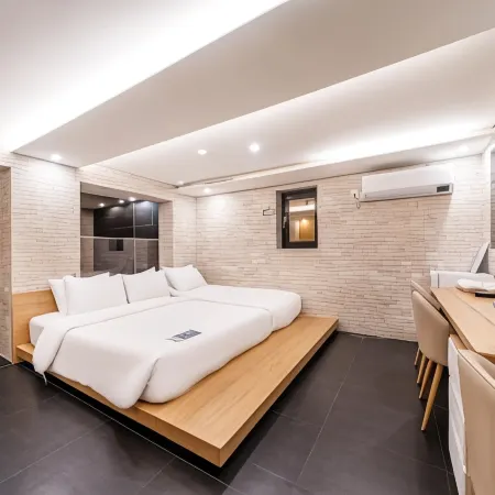 Simple Stay Hotel