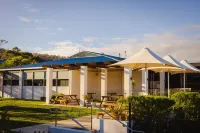 Shoreline Hotel Hotels in Mornington