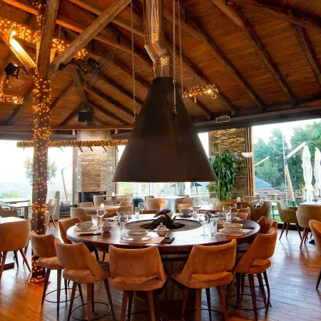 3 Hills Boutique Hotel