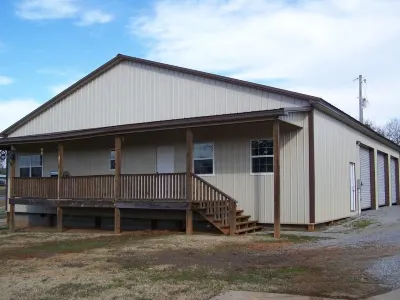 2 bedroom apartment Hotel dekat Dayton Church of God