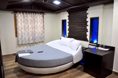 Hotel Anandhiram Heritage Hotels in Karaikal