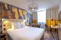 Hôtel Mercure Cavaillon Hotels in Plan-d'Orgon