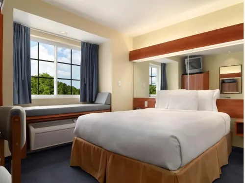 SureStay by Best Western Huntsville East - 2-Star