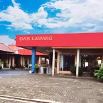 Oak Lawang فنادق في Purwodadi
