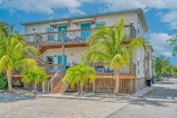Coconut Cay Resort Hotel di Key Colony Beach