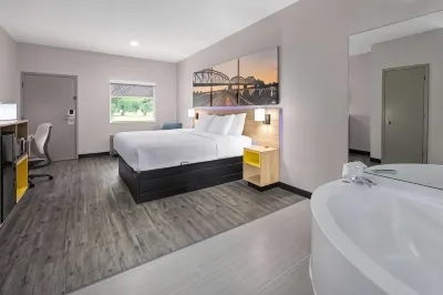 Days Inn by Wyndham North Little Rock/ Maumelle
