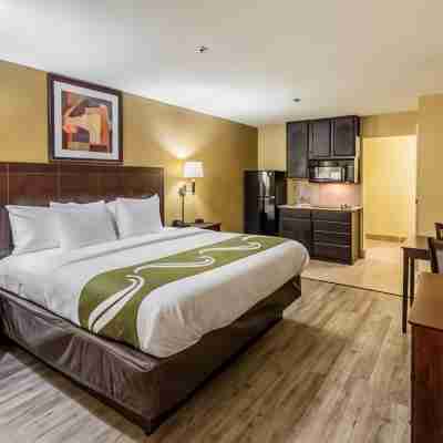 Quality Inn Rooms