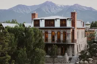 Surf Hotel & Chateau