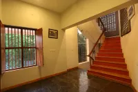 Le Apex Guest House