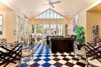 Kurrajong House Hotels in East Launceston