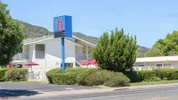 Motel 6 Ukiah, CA