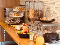 The Waverley International Hotel فنادق في جلين وافيرلي