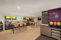 Home2 Suites by Hilton Woodbridge Potomac Mills - breakfast