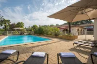 Logis Hôtel Restaurant Solenca - Swimmingpools