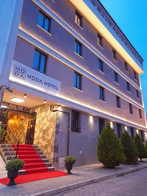Moda Hotel