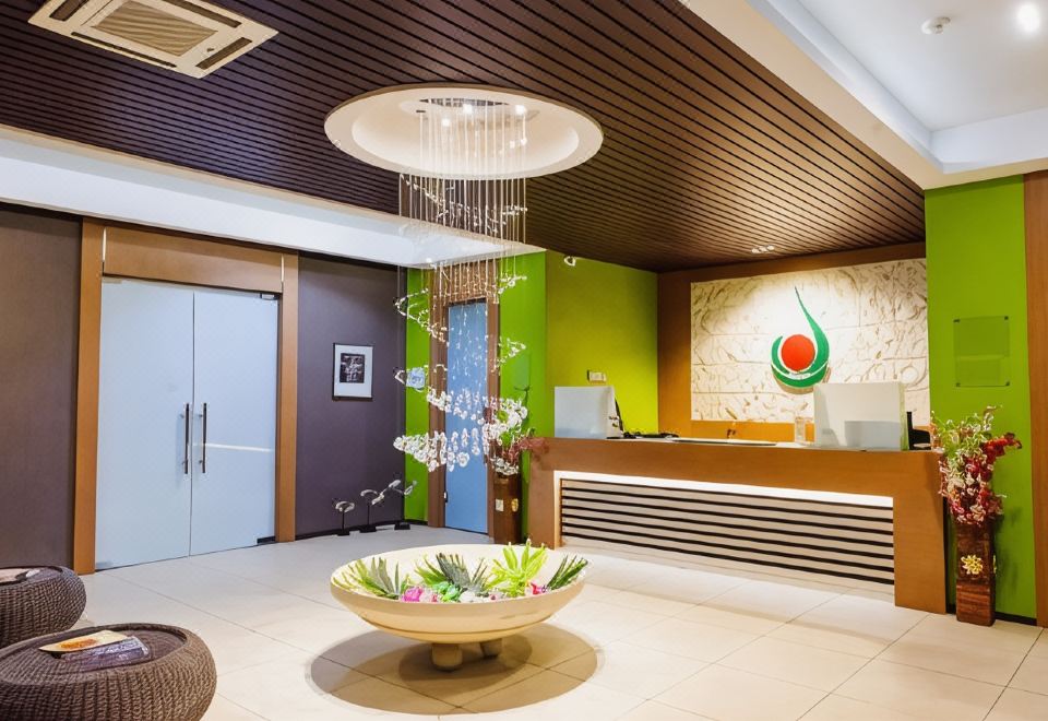 Diplomat Hotel