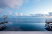 WHITE Exclusive Suites & Villas