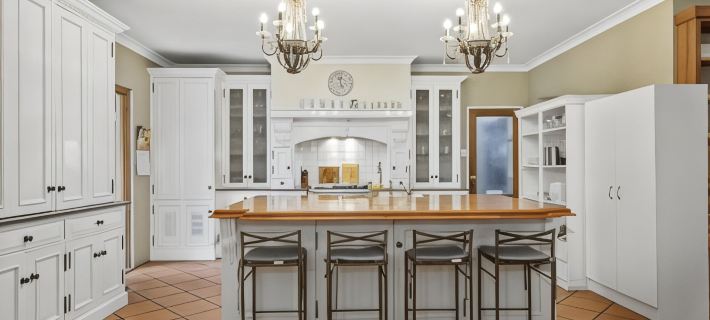 Thistle Hill Guesthouse - Walk to Many Wineries and Restaurants Отели в г. Поколбин