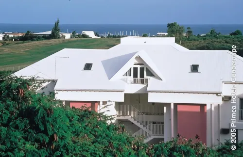 Résidence le Vallon Guadeloupe Parc Piscine Appartements & Studios