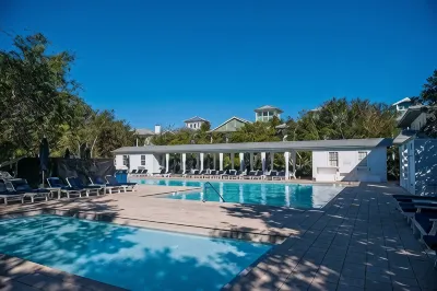 Breakers Plus Carriage House 4 Bedroom Home by RedAwning Các khách sạn gần Beach Ready Spa