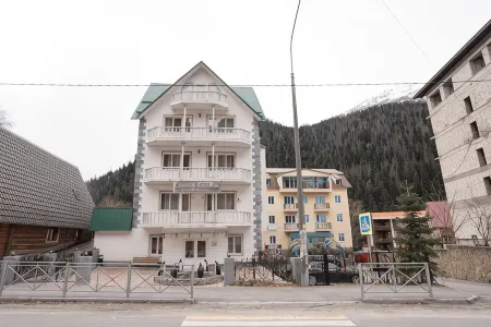 Snezhnaya Koroleva Hotel